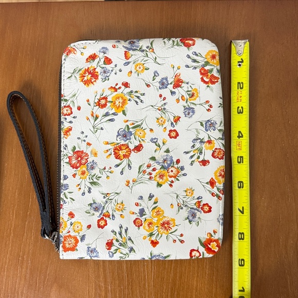 PATRICIA NASH Leather Cassini Mini Flower Meadows Print Medium Wristlet Clutch - Picture 6 of 11
